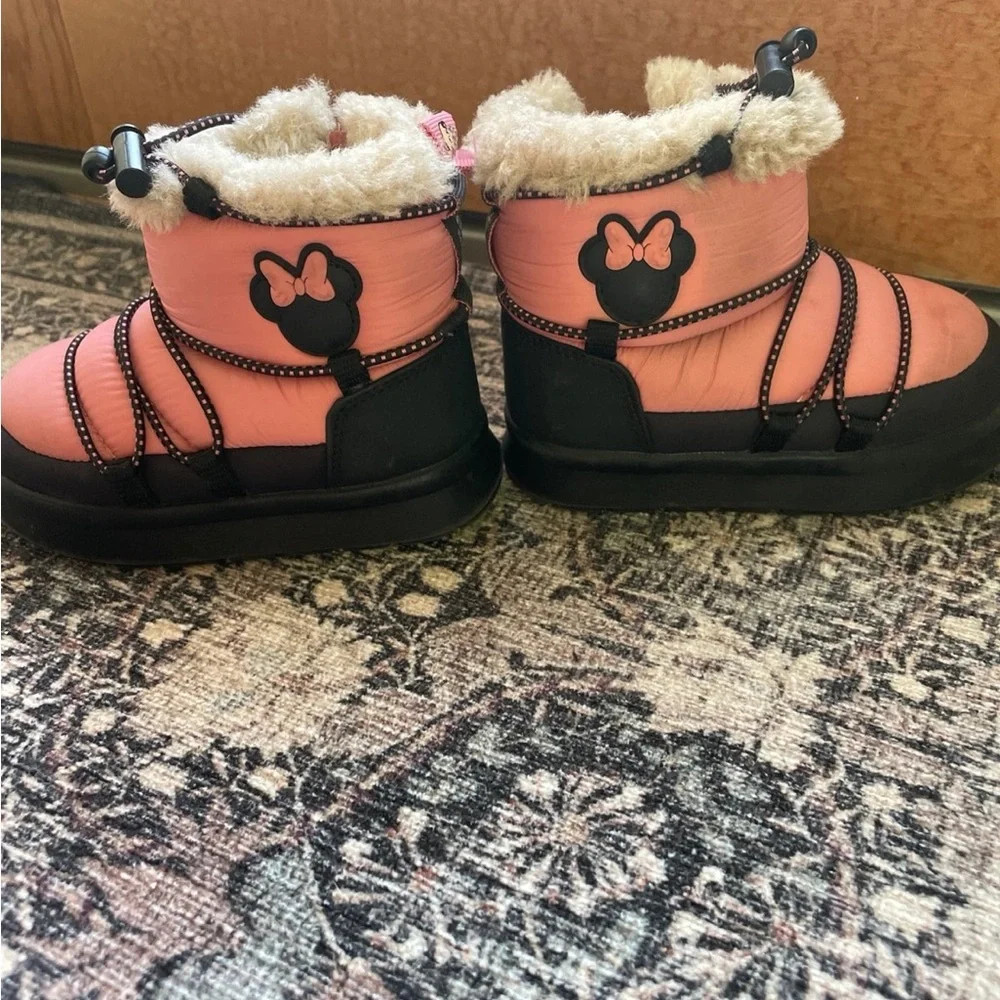Zara Pink and Black Kids Snow Boots - Picture 4 of 6